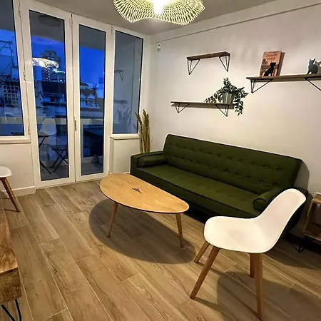 Boutique Old Town & With 2bed-2bath Apartment